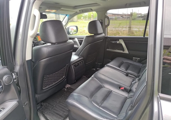 Toyota Land Cruiser cena 208000 przebieg: 259455, rok produkcji 2015 z Hajnówka małe 154